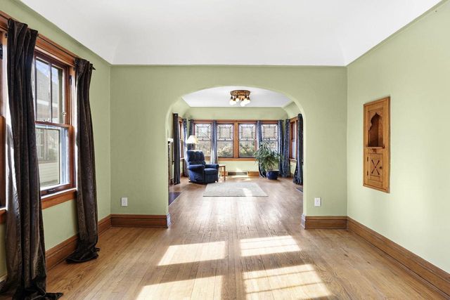 1433 Spaight Street, Madison, WI 53703