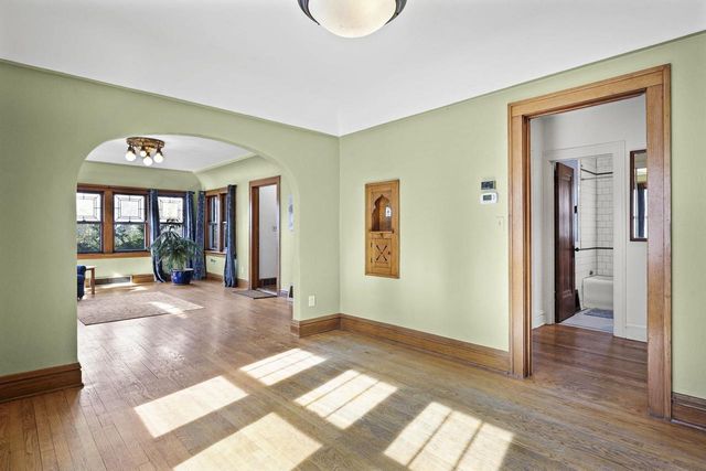 1433 Spaight Street, Madison, WI 53703