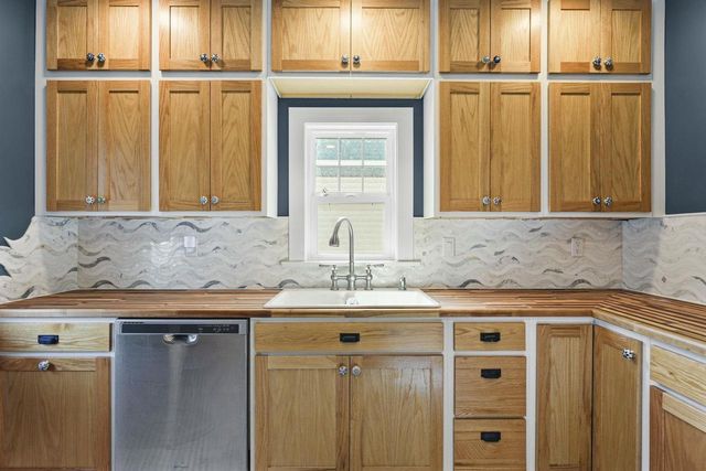 1433 Spaight Street, Madison, WI 53703