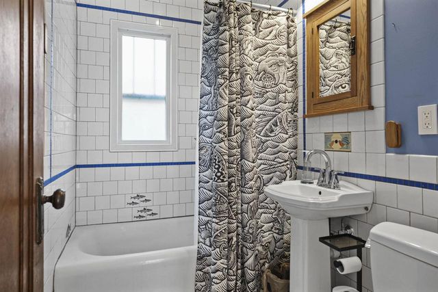 1433 Spaight Street, Madison, WI 53703