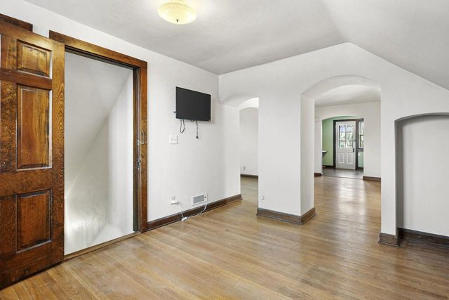 1433 Spaight Street, Madison, WI 53703