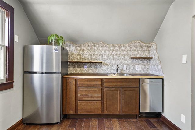 1433 Spaight Street, Madison, WI 53703