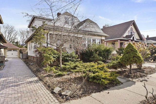 1433 Spaight Street, Madison, WI 53703