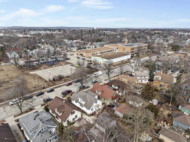 1433 Spaight Street, Madison, WI 53703