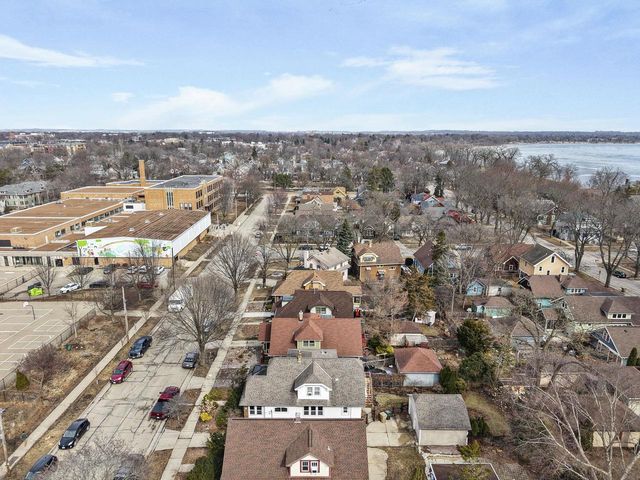 1433 Spaight Street, Madison, WI 53703