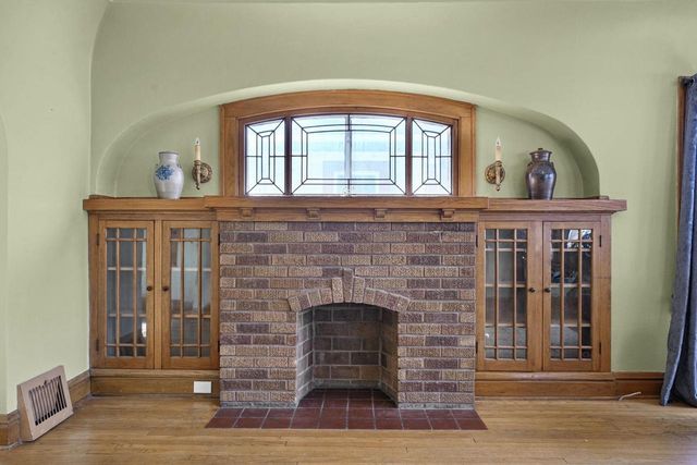 1433 Spaight Street, Madison, WI 53703