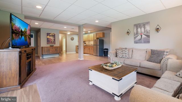367 MOUNT ALVERNO RD, Media, PA 19063