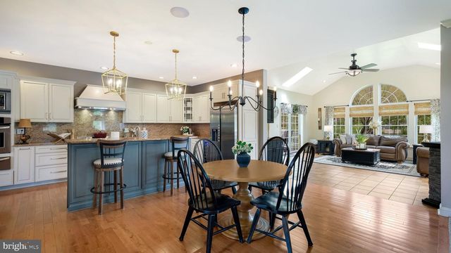367 MOUNT ALVERNO RD, Media, PA 19063