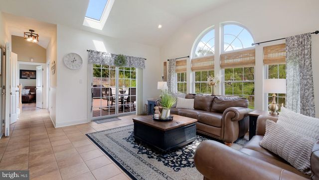 367 MOUNT ALVERNO RD, Media, PA 19063