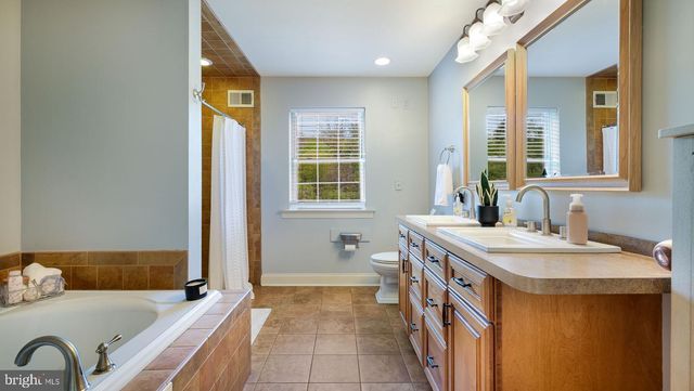 367 MOUNT ALVERNO RD, Media, PA 19063