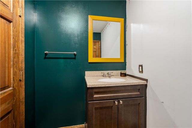 111 Wood Cove Drive, Coventry, RI 02816