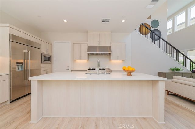 111 Longden, Lake Forest, CA 92630
