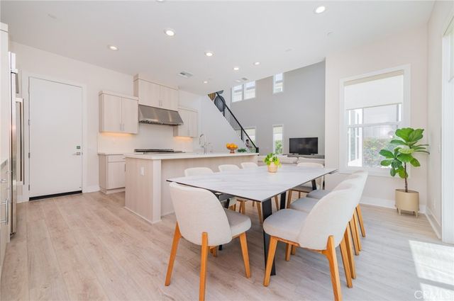 111 Longden, Lake Forest, CA 92630