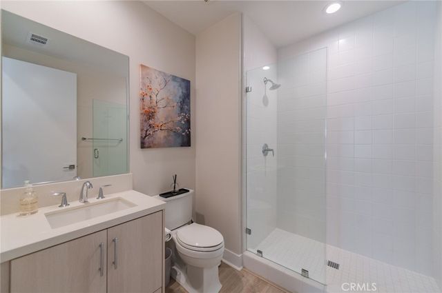 111 Longden, Lake Forest, CA 92630