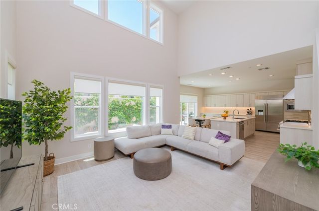 111 Longden, Lake Forest, CA 92630