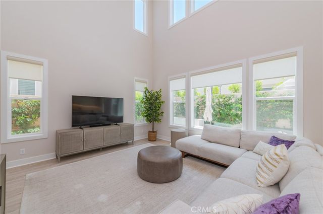 111 Longden, Lake Forest, CA 92630