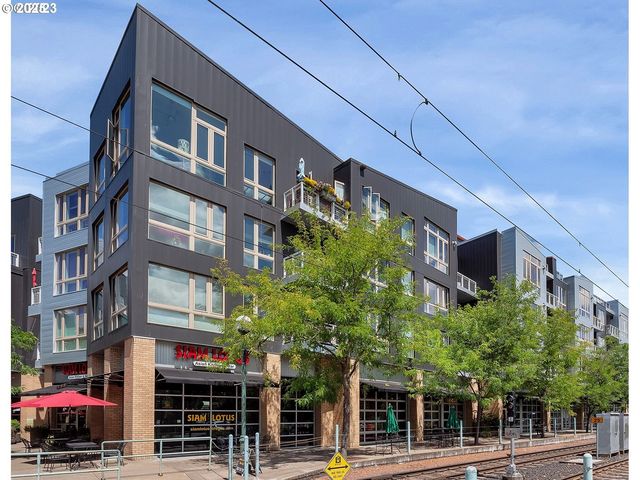 12600 Sw CRESCENT St 420, Beaverton, OR 97005