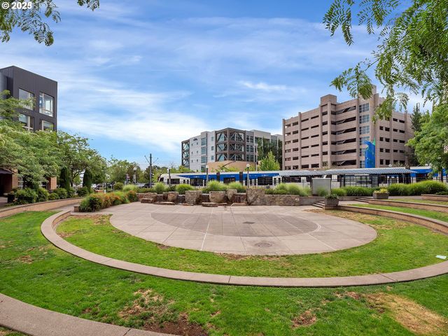 12600 Sw CRESCENT St 420, Beaverton, OR 97005