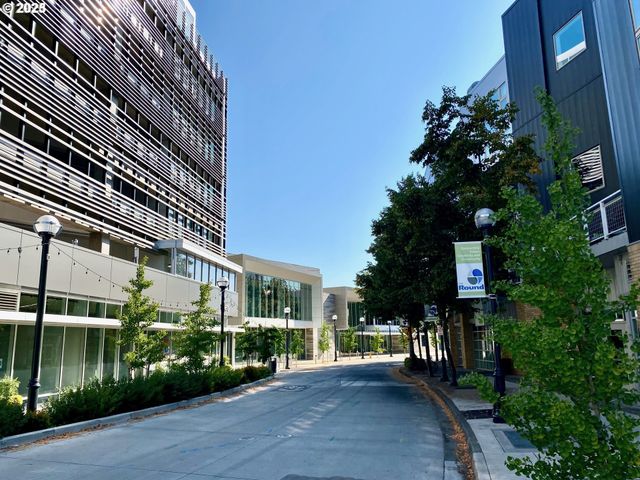 12600 Sw CRESCENT St 420, Beaverton, OR 97005