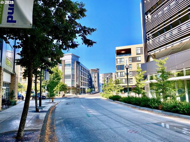 12600 Sw CRESCENT St 420, Beaverton, OR 97005