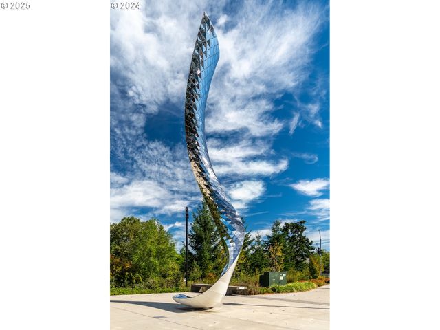 12600 Sw CRESCENT St 420, Beaverton, OR 97005