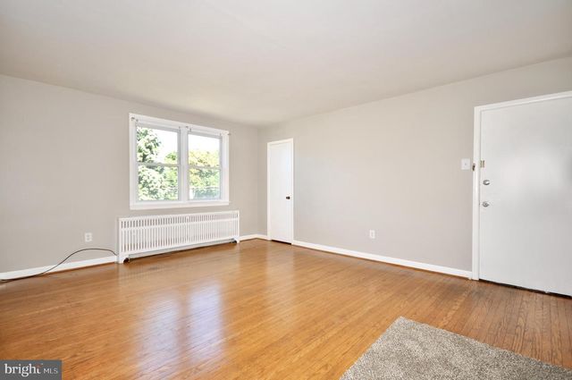 8035 PINE RD #2ND FL., Philadelphia, PA 19111