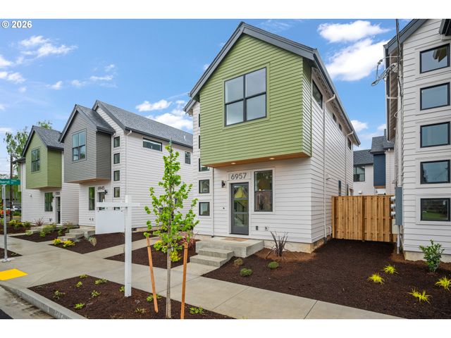 6957 N Burr Ave, Portland, OR 97203