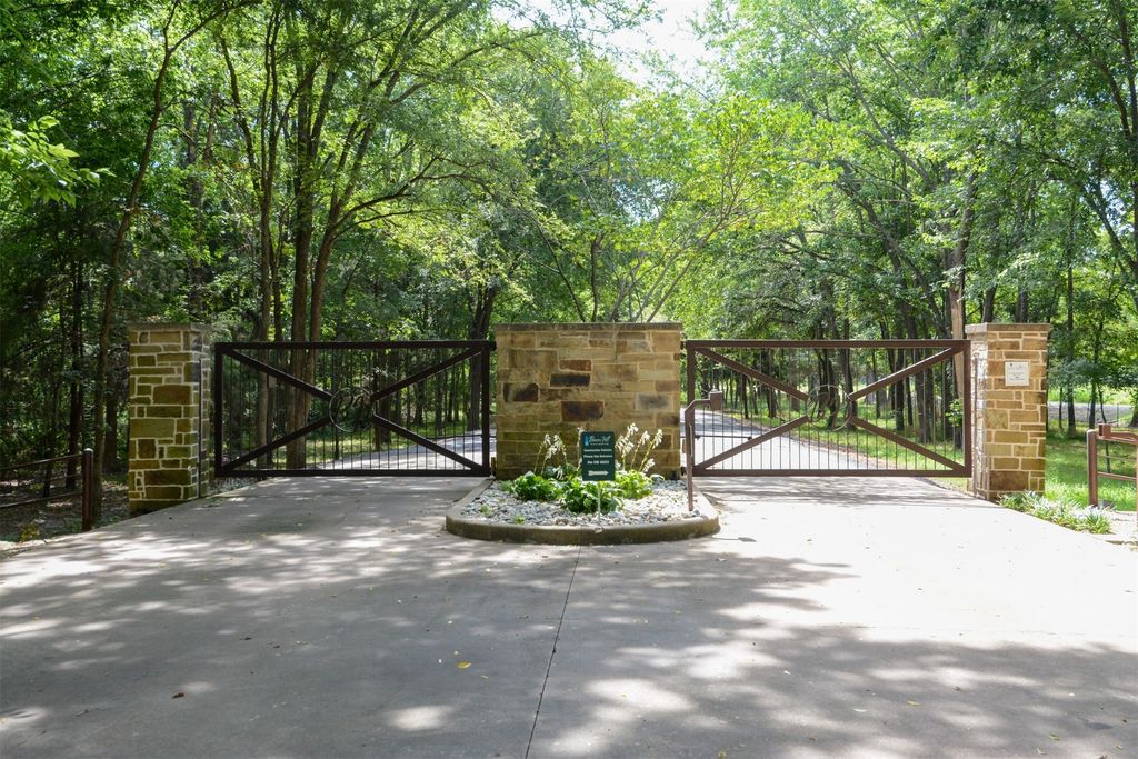 245 See Forever, Kemp, TX 75143