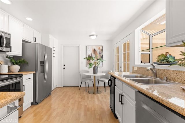 30 Chardonnay, Irvine, CA 92614