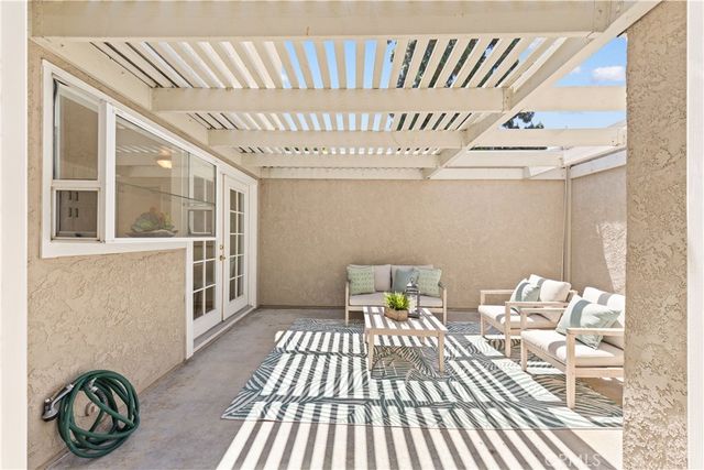 30 Chardonnay, Irvine, CA 92614