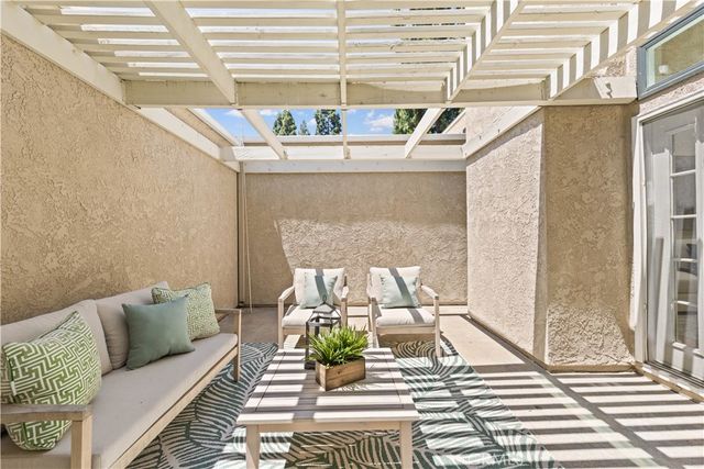 30 Chardonnay, Irvine, CA 92614