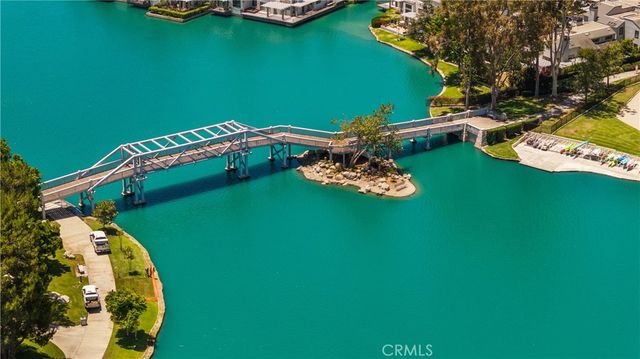 30 Chardonnay, Irvine, CA 92614