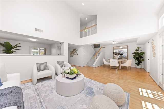 30 Chardonnay, Irvine, CA 92614