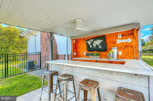 5805 MELVILLE RD, Sykesville, MD 21784