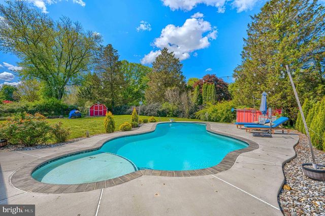 5805 MELVILLE RD, Sykesville, MD 21784