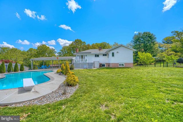 5805 MELVILLE RD, Sykesville, MD 21784