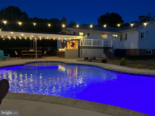 5805 MELVILLE RD, Sykesville, MD 21784