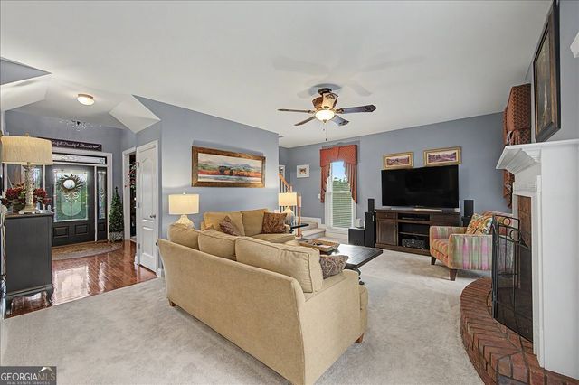 20 Lake Overlook Drive, White, GA 30184