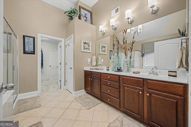 20 Lake Overlook Drive, White, GA 30184