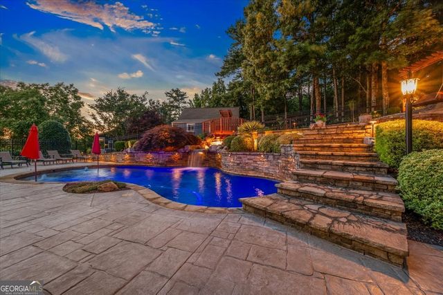 20 Lake Overlook Drive, White, GA 30184