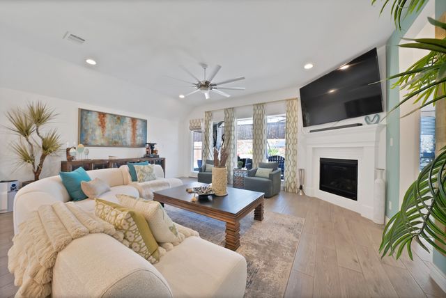 808 Knoxbridge Road, Forney, TX 75126