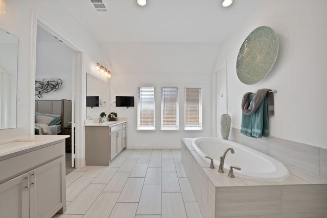 808 Knoxbridge Road, Forney, TX 75126