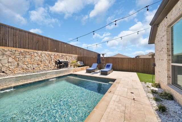 808 Knoxbridge Road, Forney, TX 75126