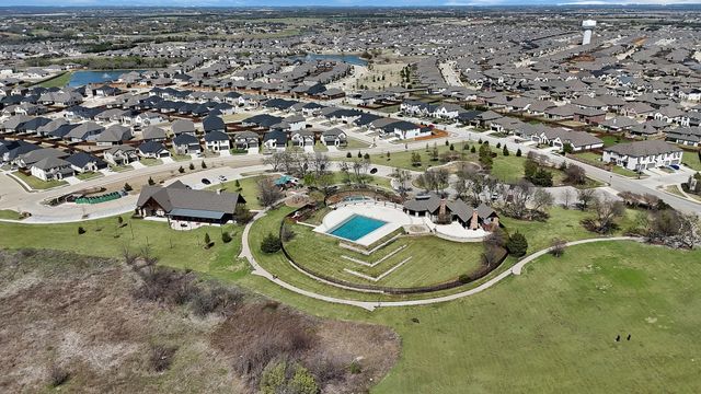 808 Knoxbridge Road, Forney, TX 75126