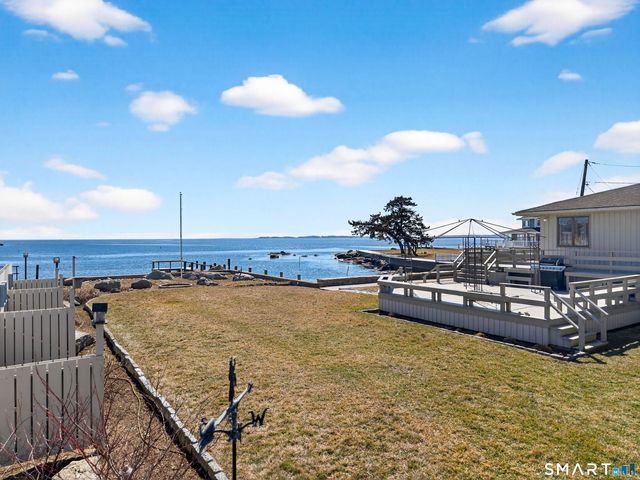 3 Alley Way, Stonington, CT 06378
