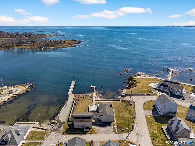 3 Alley Way, Stonington, CT 06378