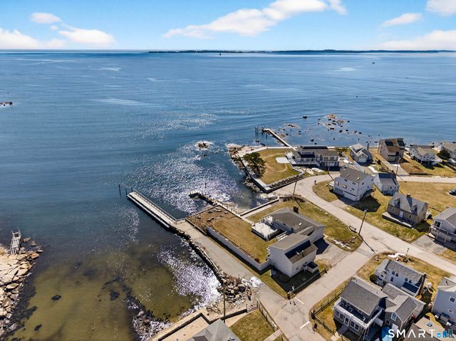 3 Alley Way, Stonington, CT 06378