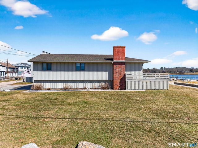 3 Alley Way, Stonington, CT 06378