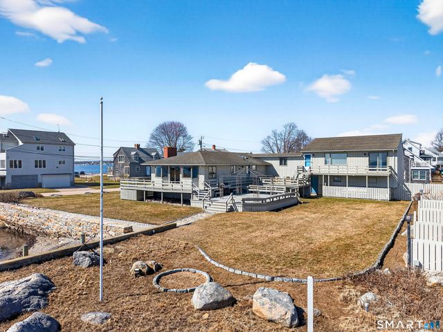 3 Alley Way, Stonington, CT 06378