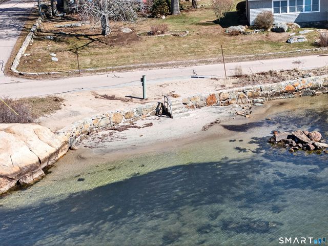 3 Alley Way, Stonington, CT 06378